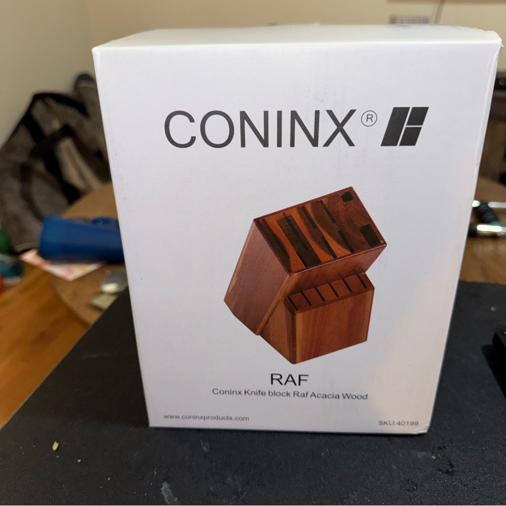 Coninx Acacia Wood Knife Block